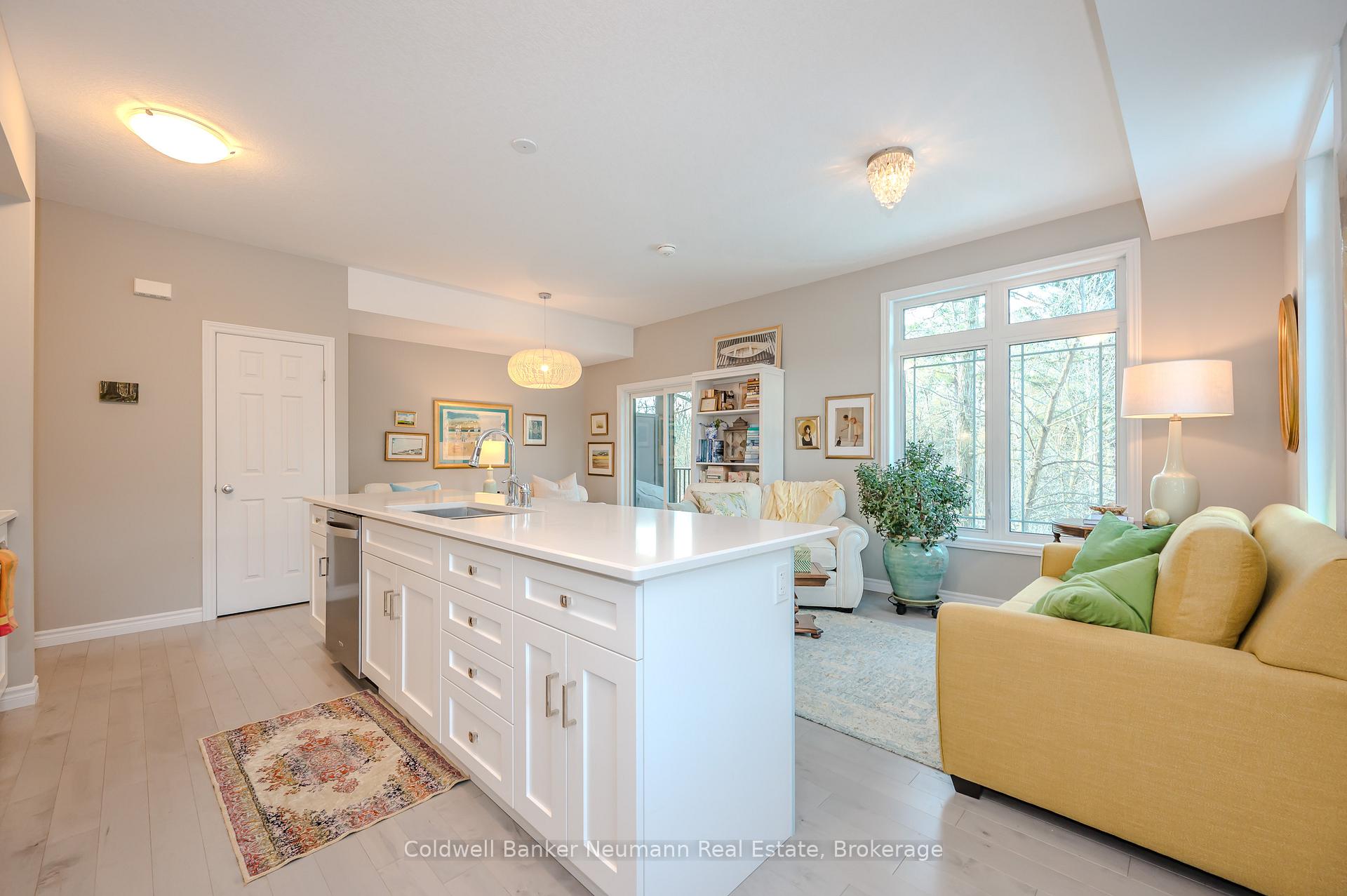 Photo 12 of Unit 37, 107 Westra Drive, Guelph/Eramosa, Rural Guelph/Eramosa West — HOMEH