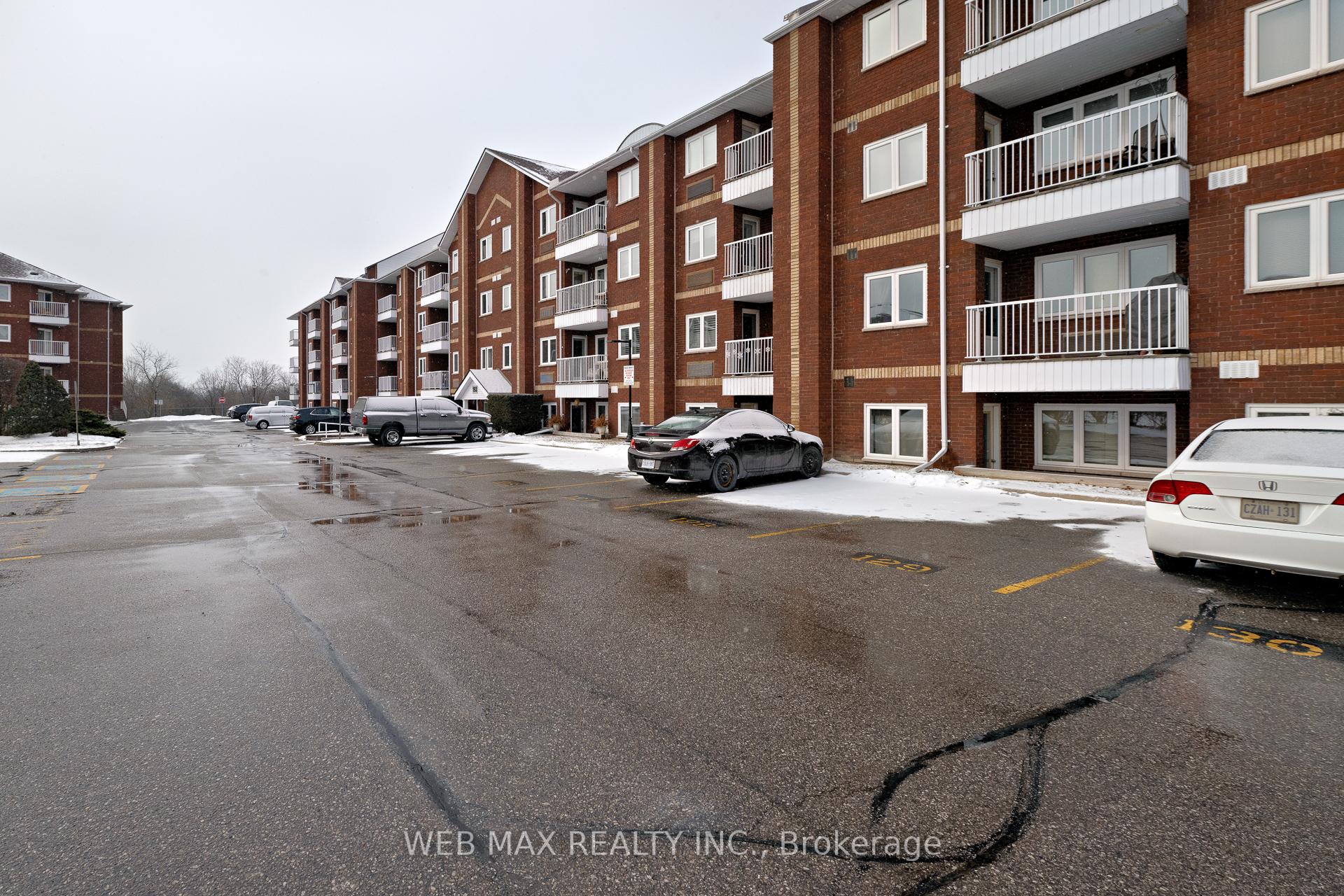 Front of Unit 109, 193 Lake Driveway Drive W