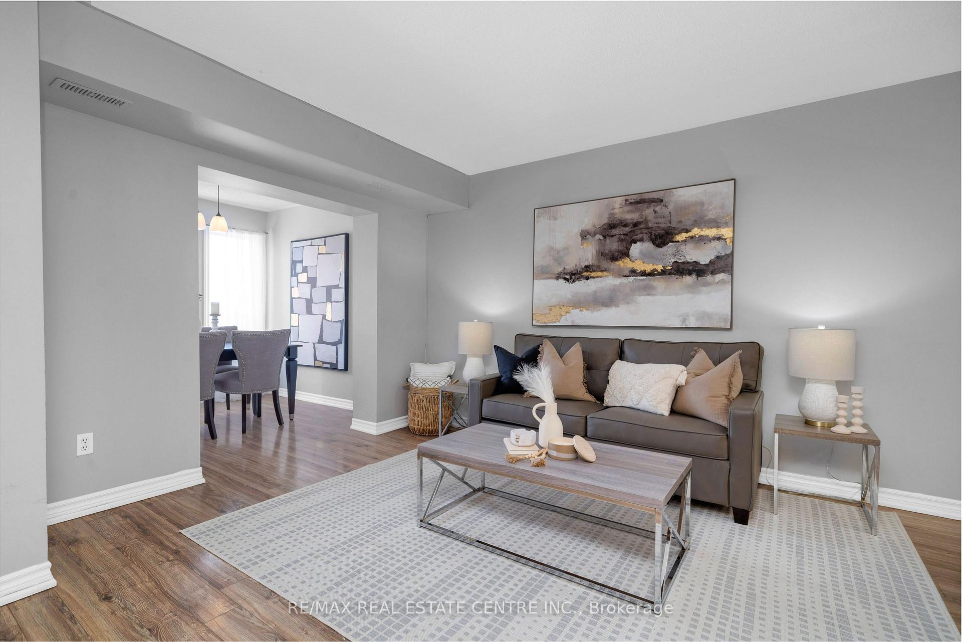 Photo 2 of 45A Wylie Circle, Halton Hills, Georgetown — HOMEH