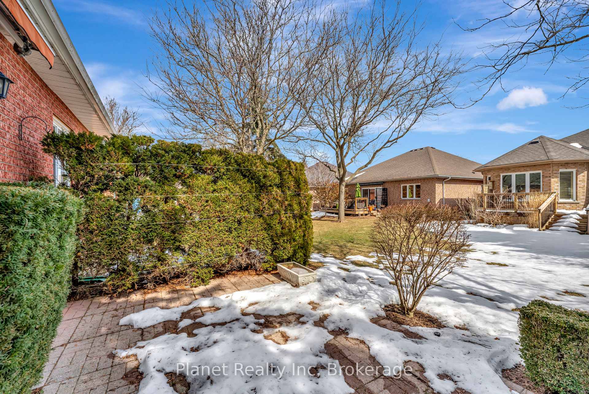 Photo 27 of 51 Cherry Blossom Circle, Guelph, Village By The Arboretum — HOMEH