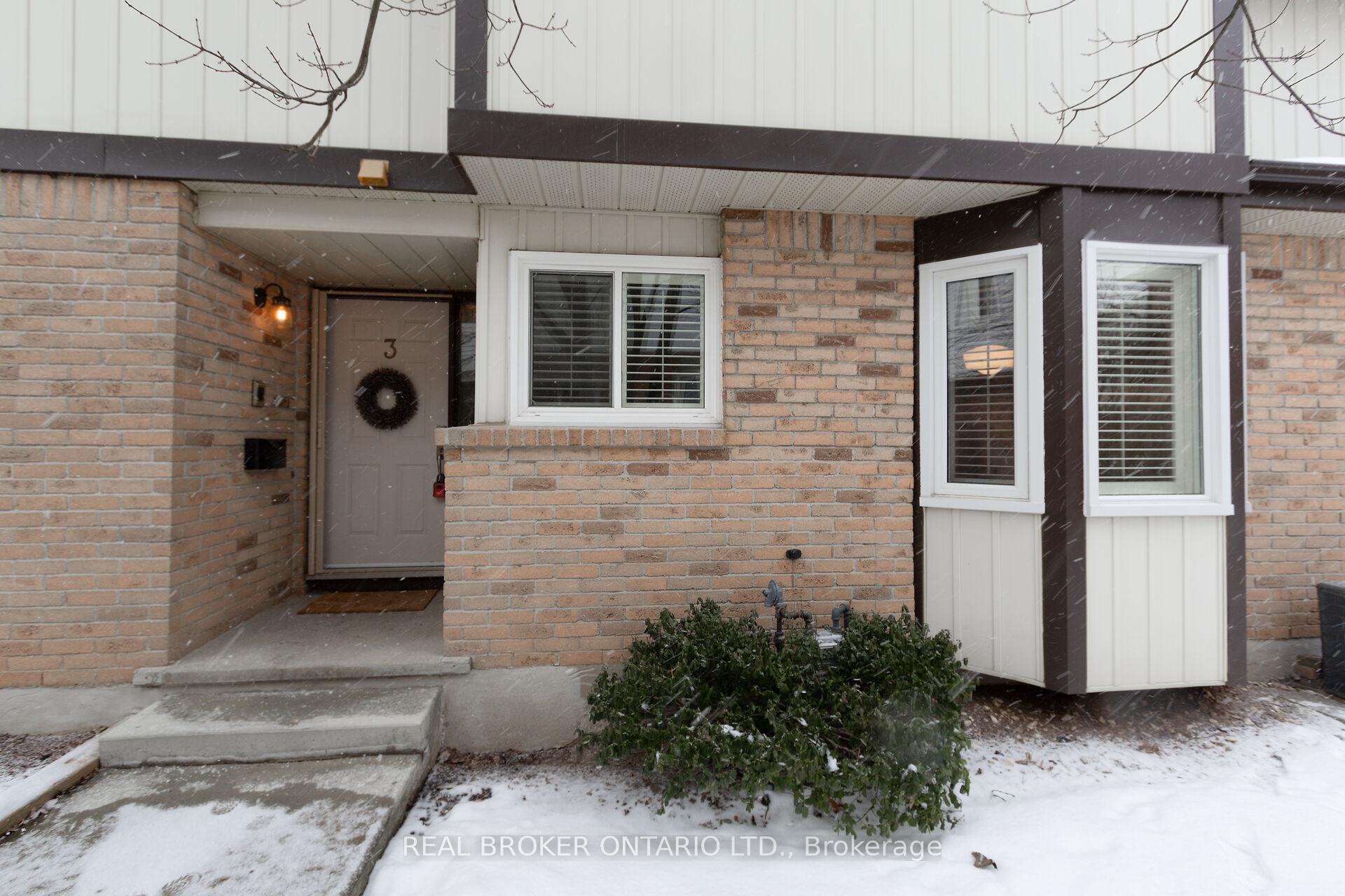 Photo 1 of Unit 3, 1501 Upper Middle Road, Burlington, Tyandaga — HOMEH