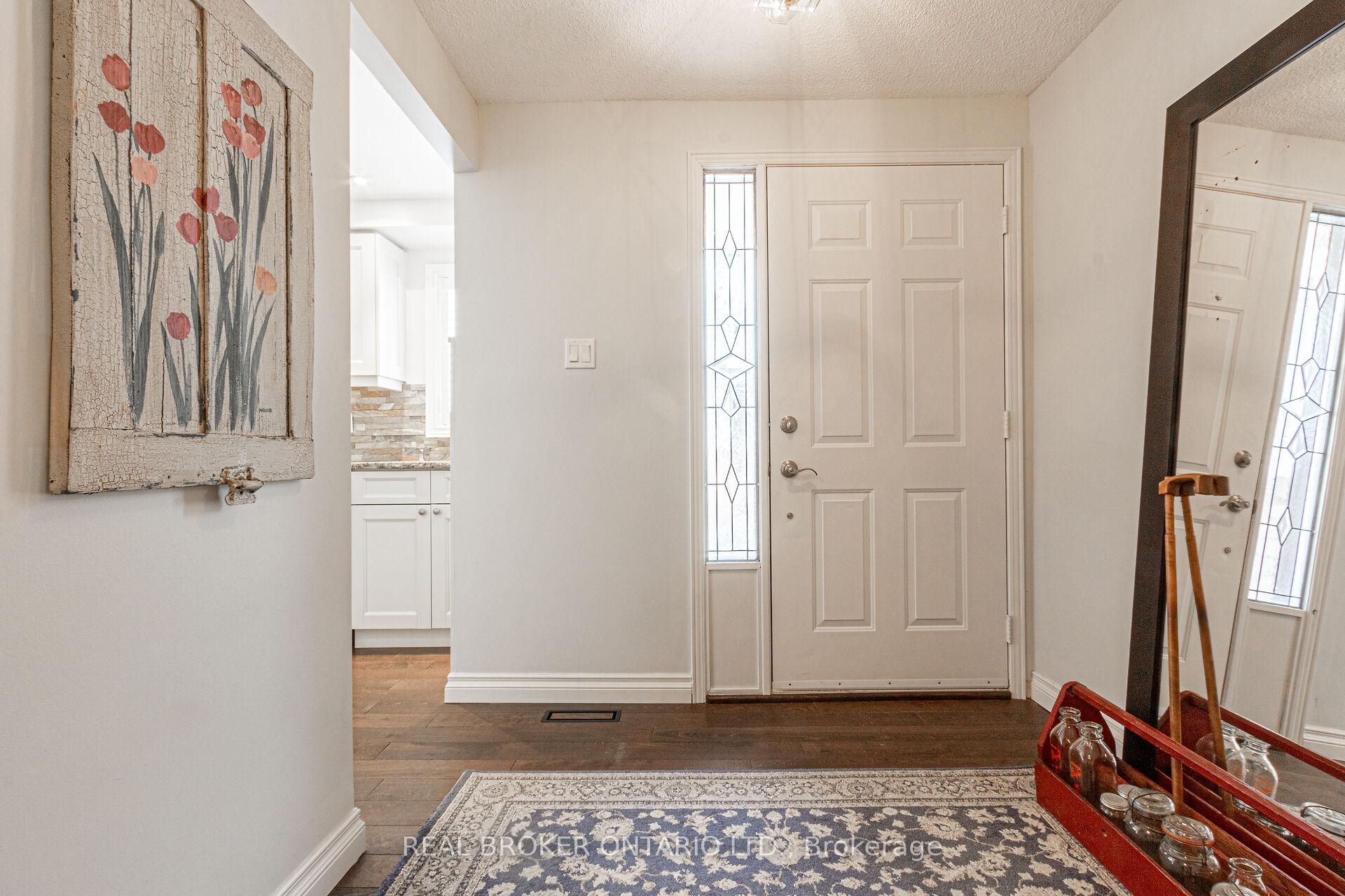 Photo 5 of Unit 3, 1501 Upper Middle Road, Burlington, Tyandaga — HOMEH