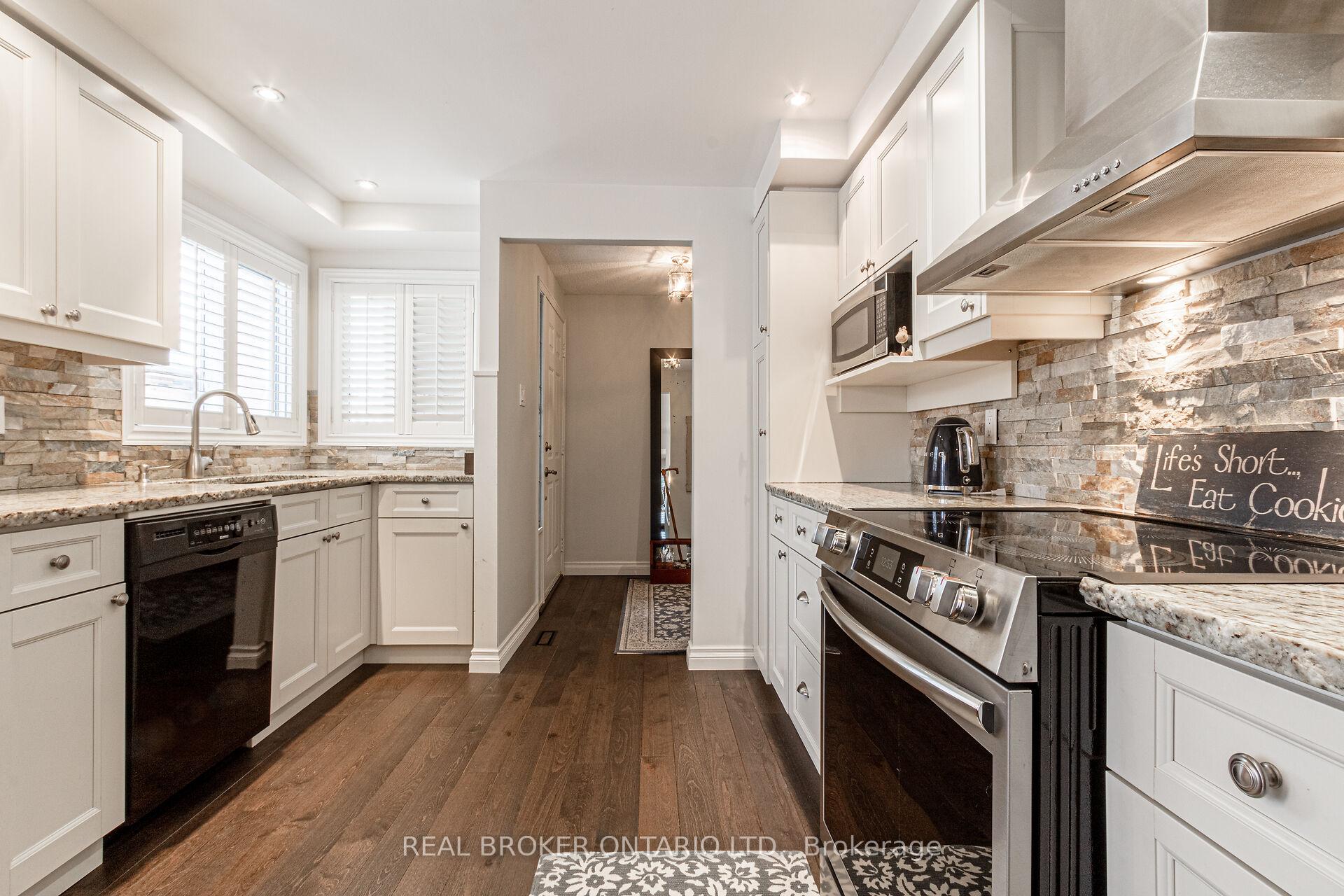 Photo 8 of Unit 3, 1501 Upper Middle Road, Burlington, Tyandaga — HOMEH