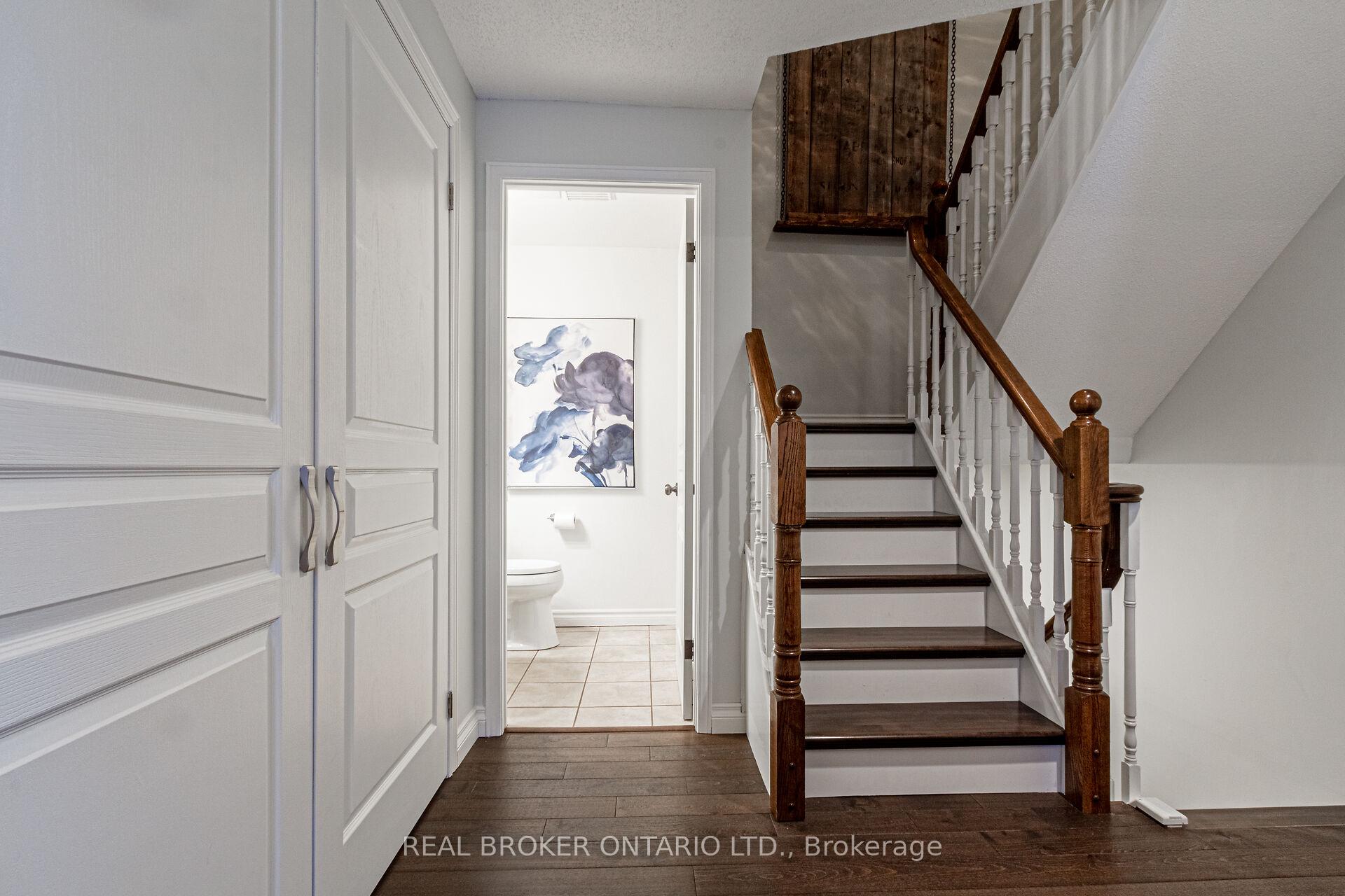 Photo 16 of Unit 3, 1501 Upper Middle Road, Burlington, Tyandaga — HOMEH