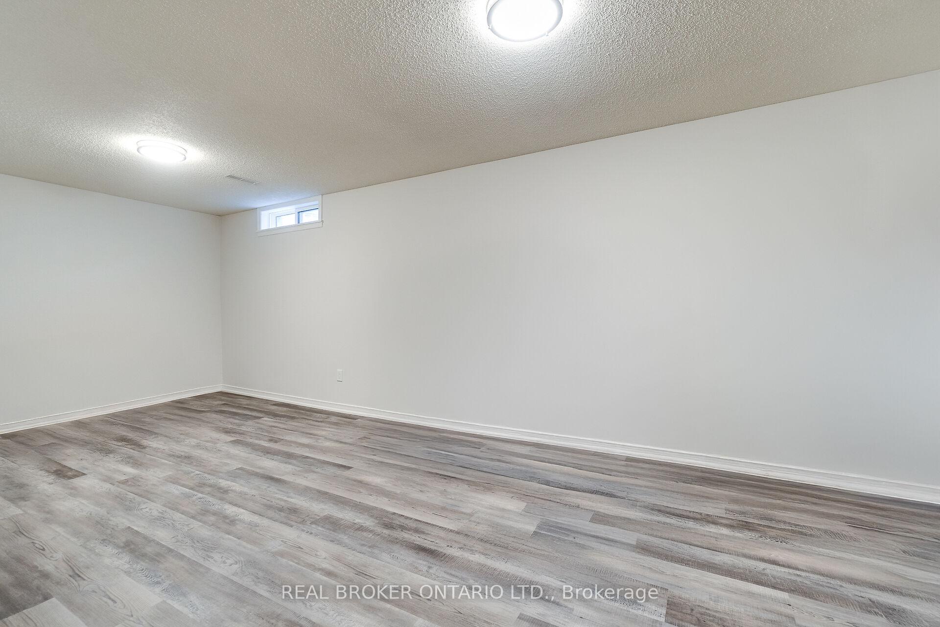 Photo 31 of Unit 3, 1501 Upper Middle Road, Burlington, Tyandaga — HOMEH