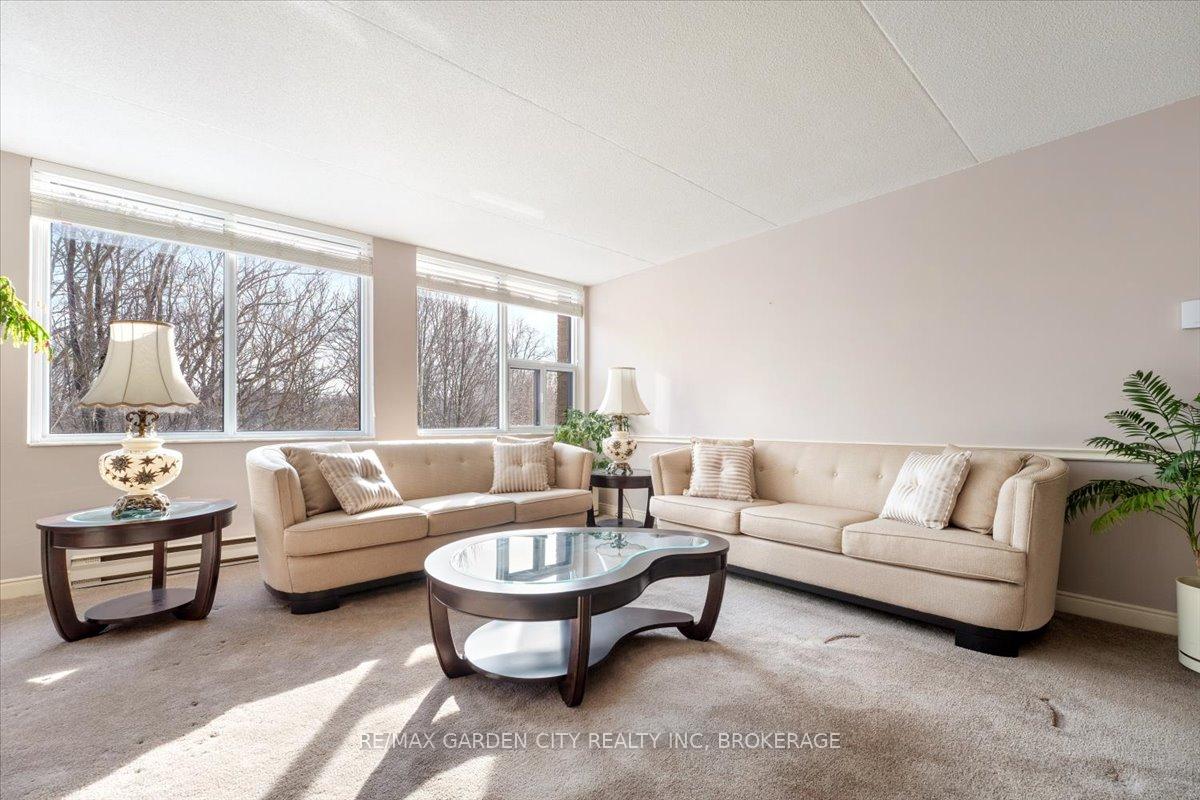 Photo 14 of Unit 402B, 200 Highway 20 W, Pelham, Fonthill — HOMEH