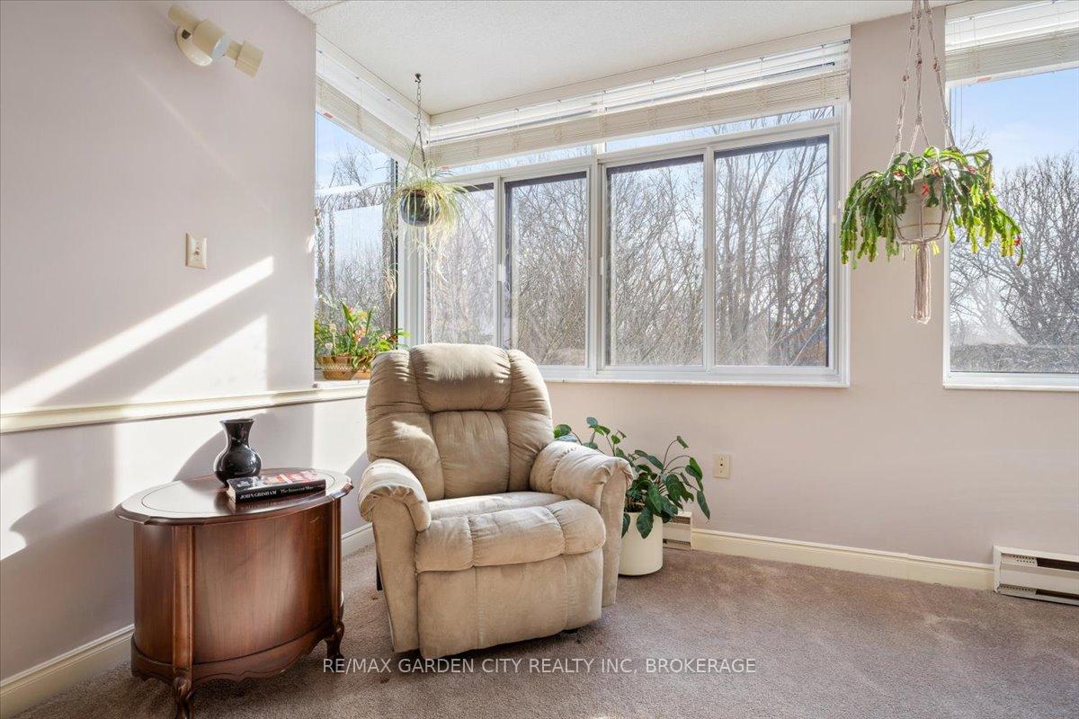 Photo 15 of Unit 402B, 200 Highway 20 W, Pelham, Fonthill — HOMEH