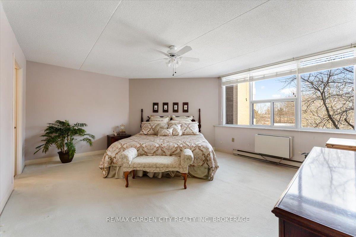 Photo 17 of Unit 402B, 200 Highway 20 W, Pelham, Fonthill — HOMEH