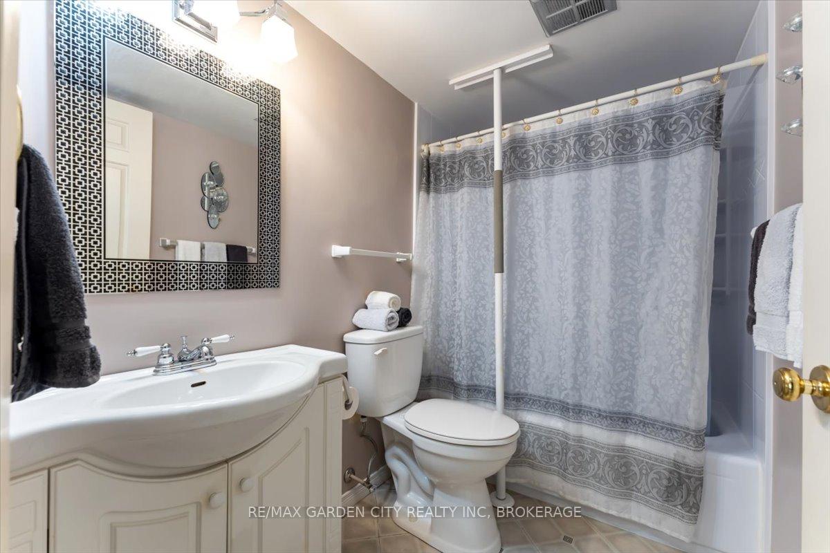 Photo 24 of Unit 402B, 200 Highway 20 W, Pelham, Fonthill — HOMEH