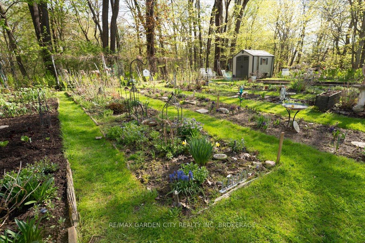 Photo 34 of Unit 402B, 200 Highway 20 W, Pelham, Fonthill — HOMEH