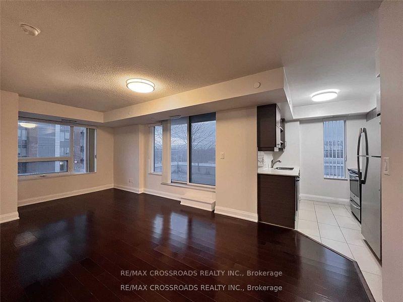 Photo 3 of Unit 506, 1 Uptown Drive, Markham, Unionville — HOMEH