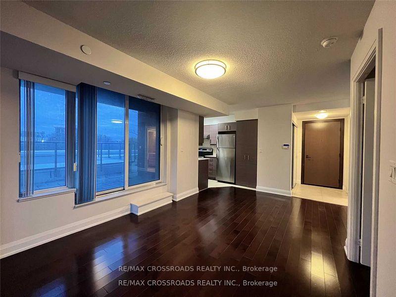 Photo 4 of Unit 506, 1 Uptown Drive, Markham, Unionville — HOMEH