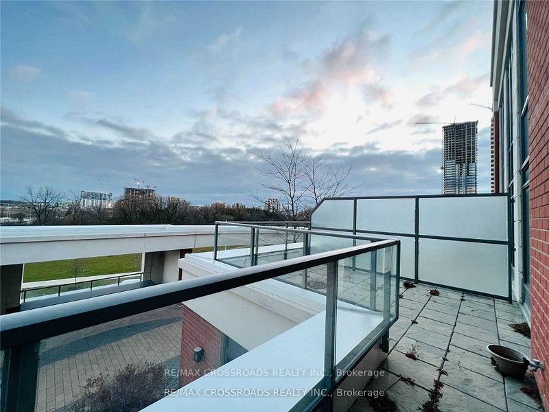 Photo 15 of Unit 506, 1 Uptown Drive, Markham, Unionville — HOMEH