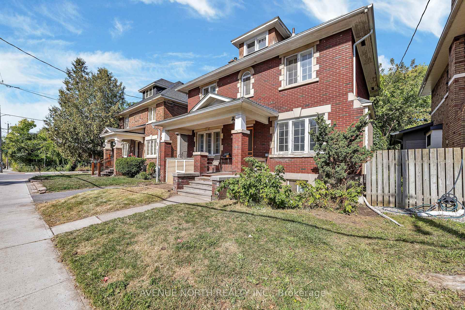 Photo 2 of 147 Aylmer Avenue, Ottawa, Old Ottawa South — HOMEH