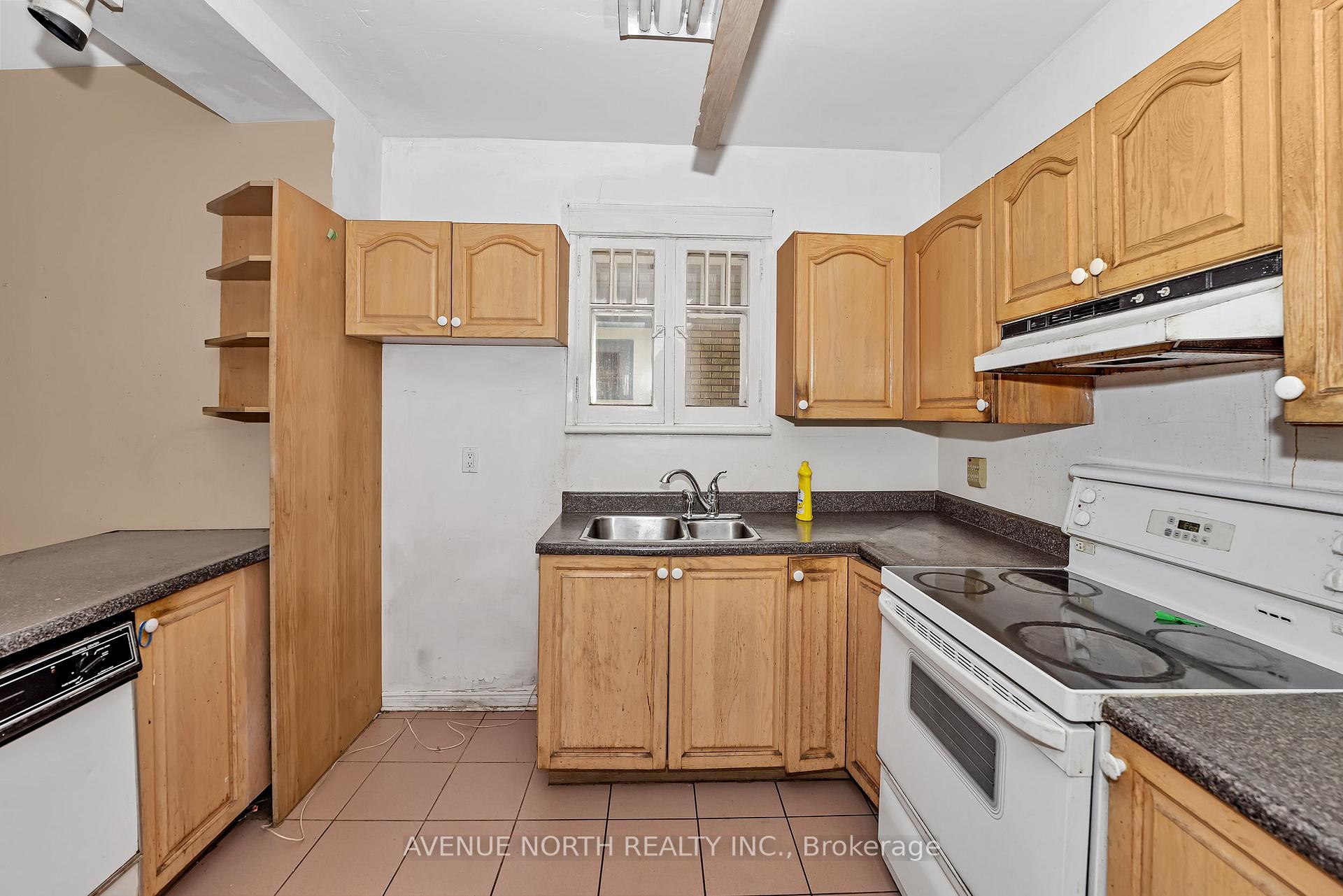 Photo 10 of 147 Aylmer Avenue, Ottawa, Old Ottawa South — HOMEH
