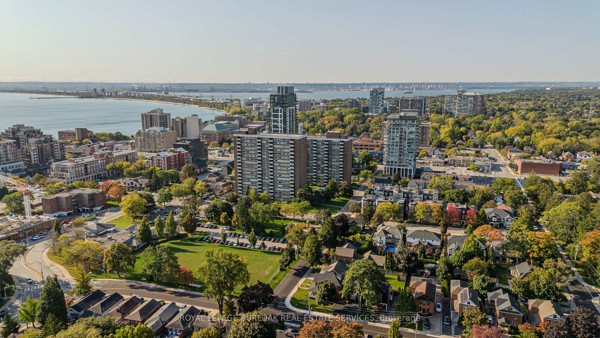 Photo 3 of Unit 311, 430 Pearl Street, Burlington, Brant — HOMEH