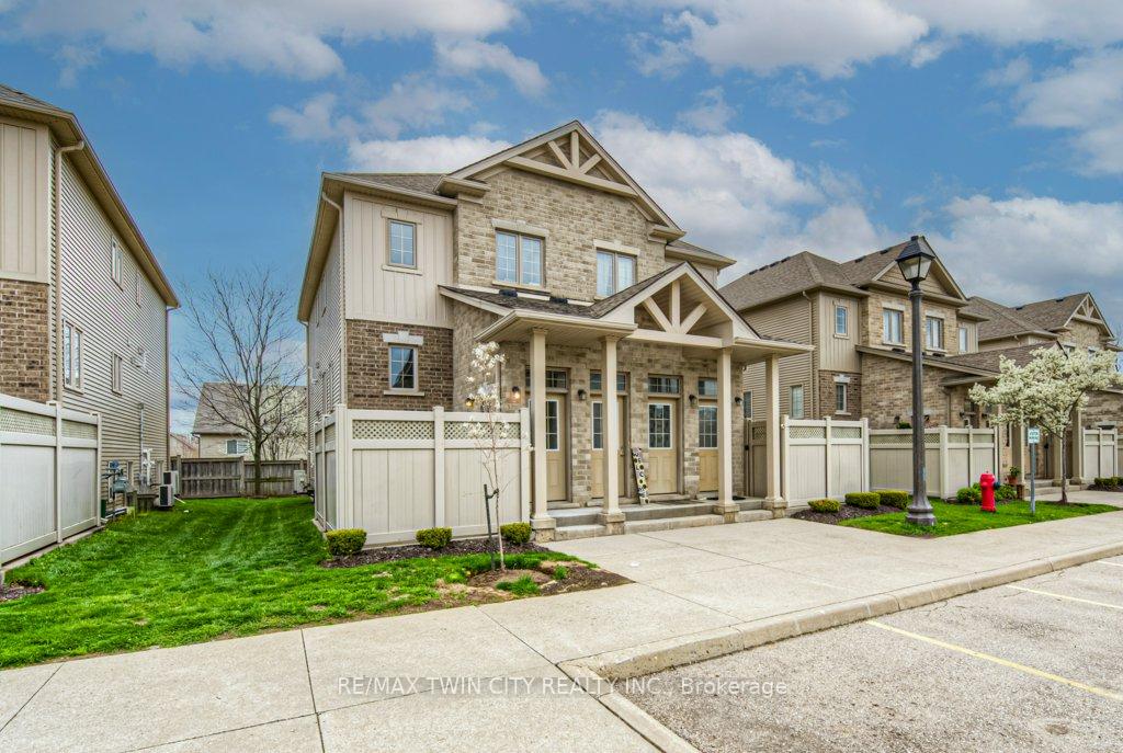 Photo 2 of Unit A, 228 Jessica Crescent, Kitchener — HOMEH