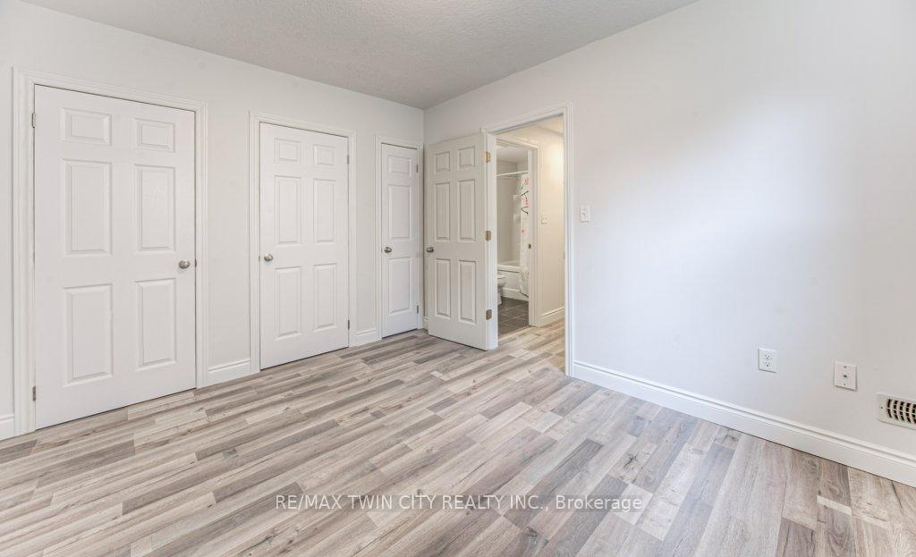 Photo 25 of Unit A, 228 Jessica Crescent, Kitchener — HOMEH