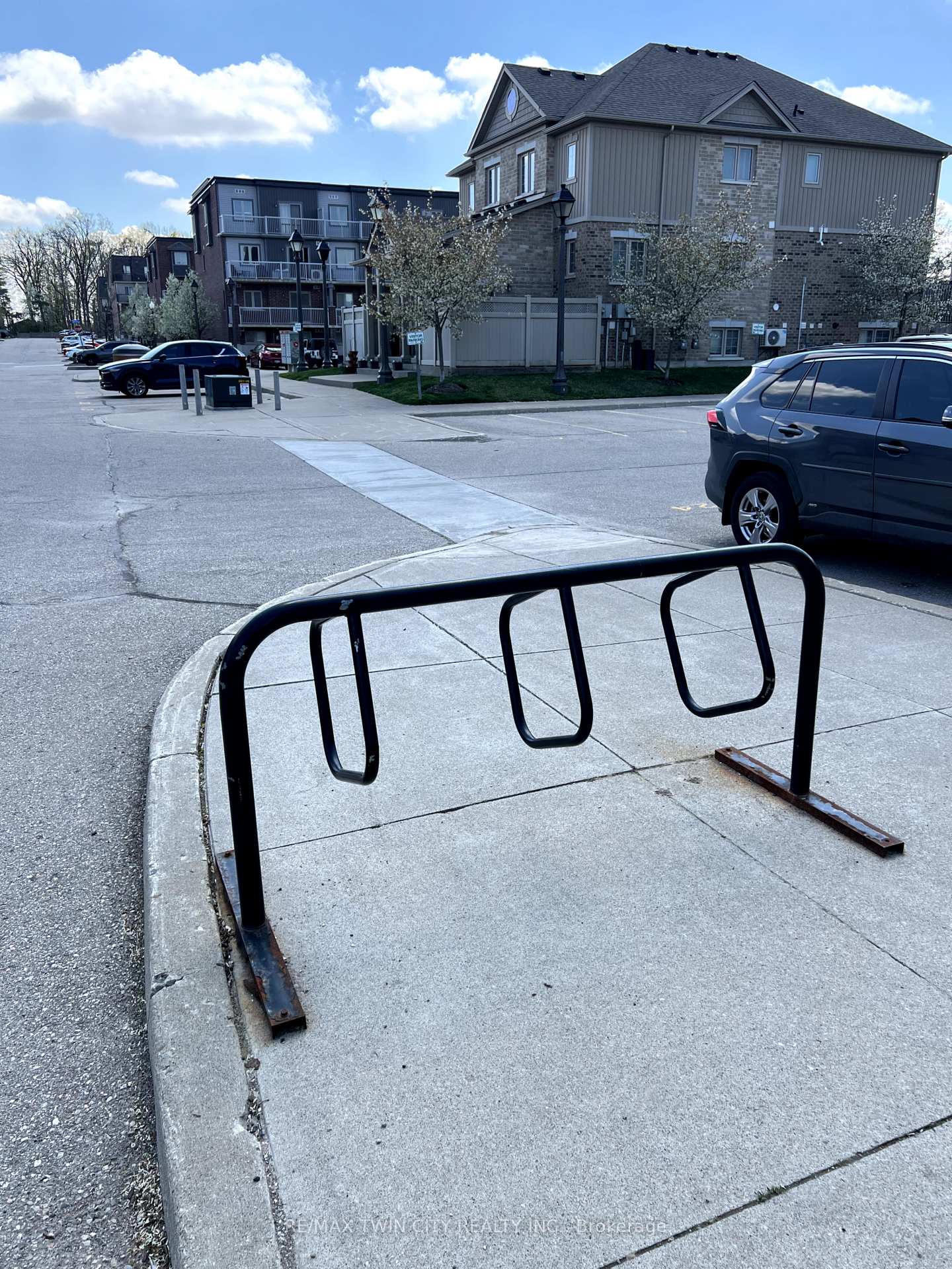 Photo 30 of Unit A, 228 Jessica Crescent, Kitchener — HOMEH