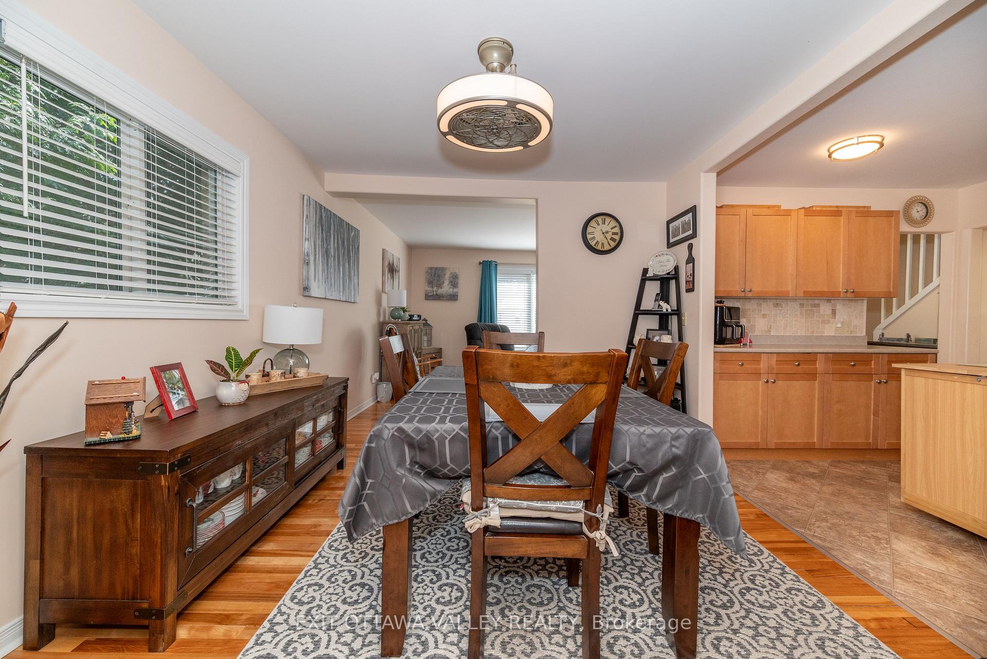 Photo 6 of 26 Frontenac Crescent, Deep River — HOMEH