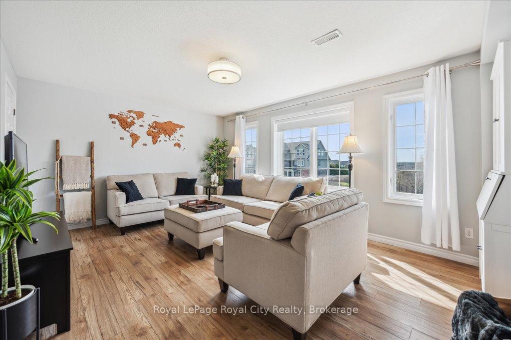 Photo 5 of Unit 45B, 15 Carere Crescent, Guelph, Victoria North — HOMEH