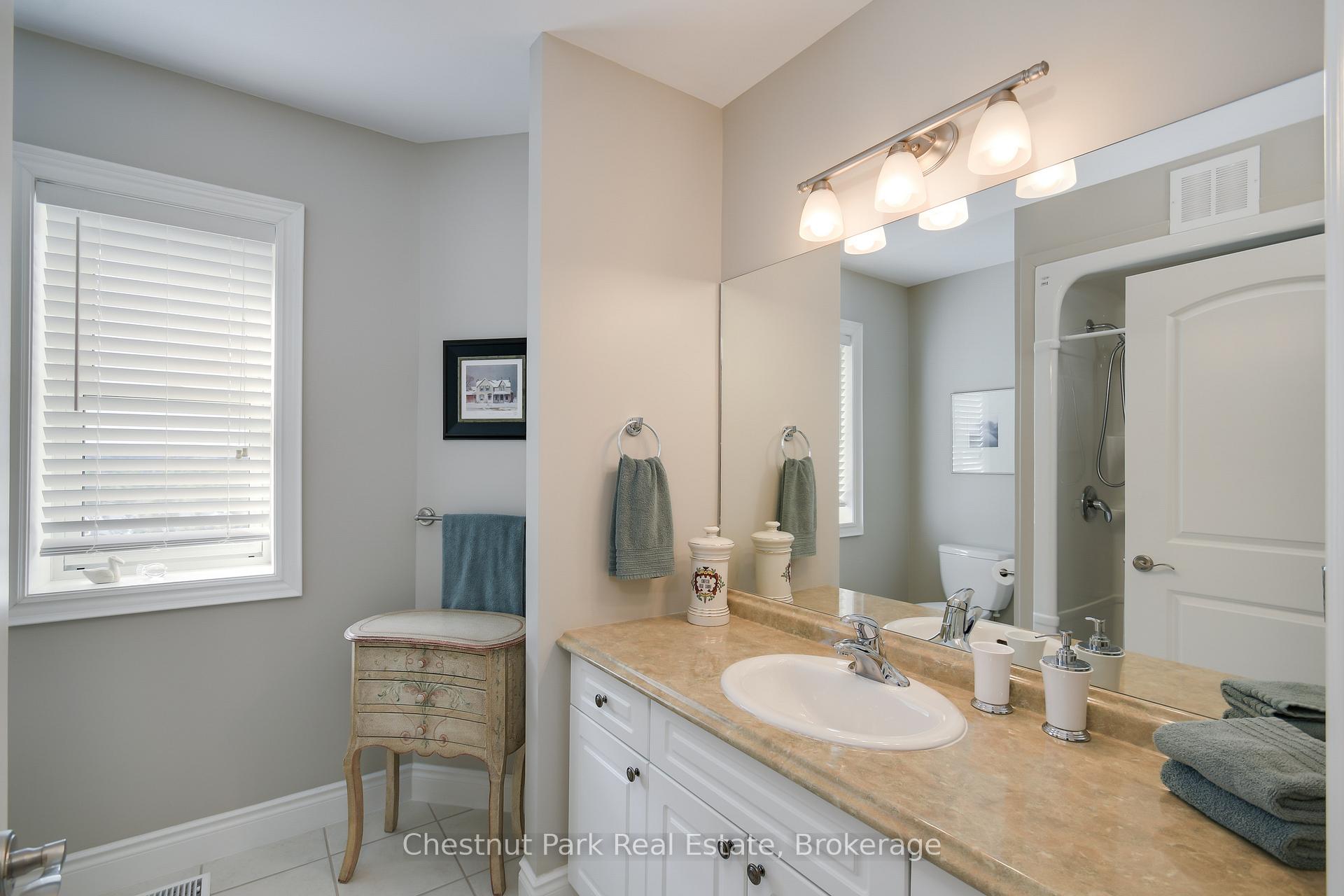 Photo 10 of Unit 412, 10-B Kimberley Avenue, Bracebridge, Macaulay — HOMEH