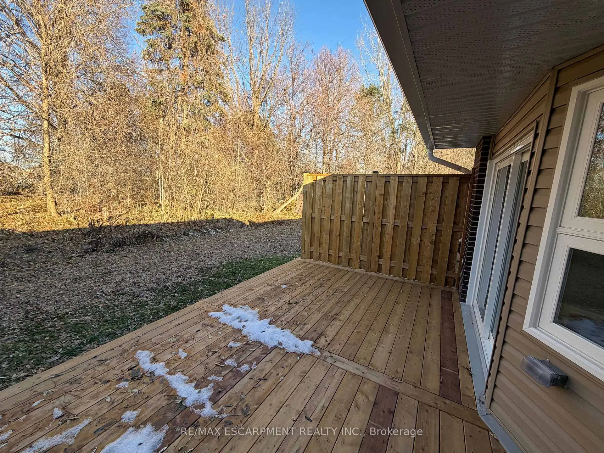 Photo 9 of 26 Szollosy Circle, Hamilton, Kennedy — HOMEH