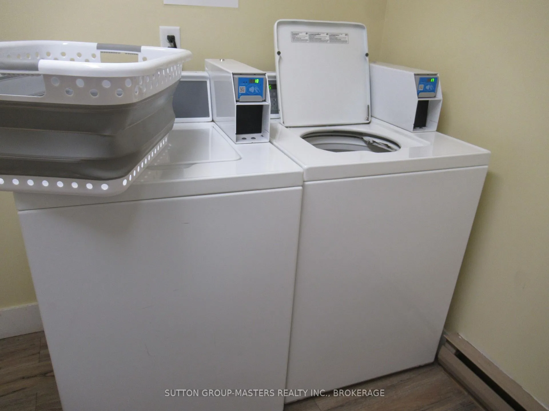 Photo 5 of Unit 503, 17 Eldon Hall Place, Kingston, Central City West — HOMEH
