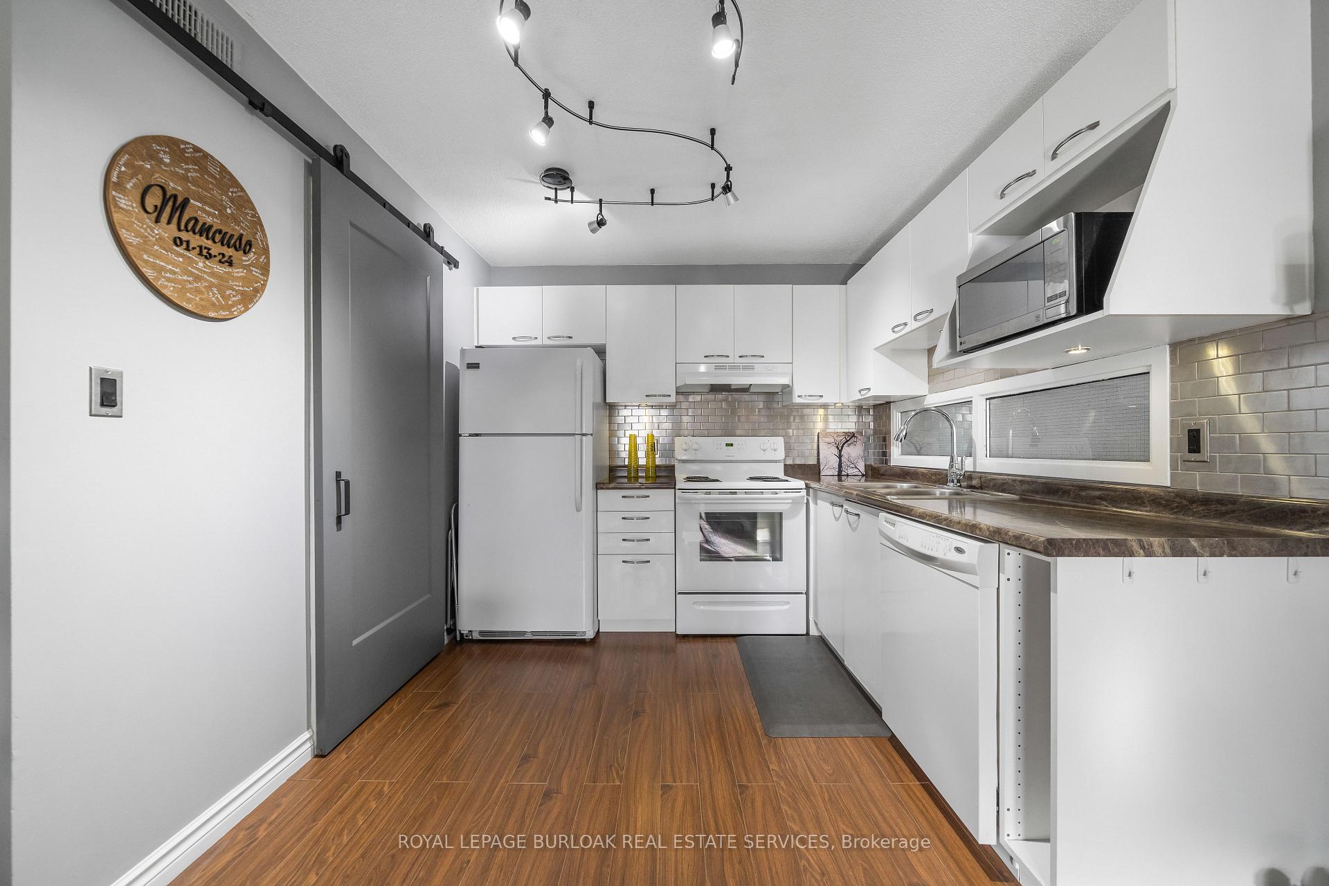 Photo 20 of Unit 310, 2040 Cleaver Avenue, Burlington, Headon — HOMEH