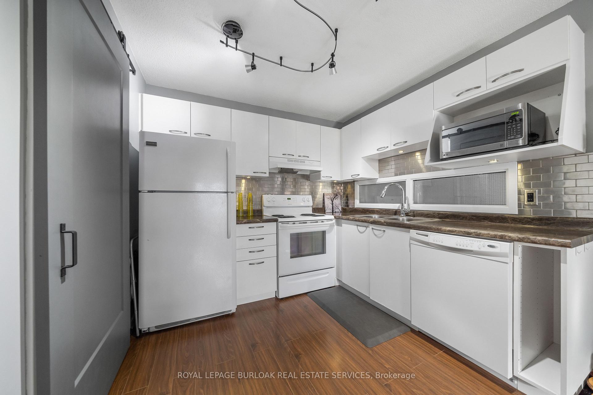 Photo 21 of Unit 310, 2040 Cleaver Avenue, Burlington, Headon — HOMEH