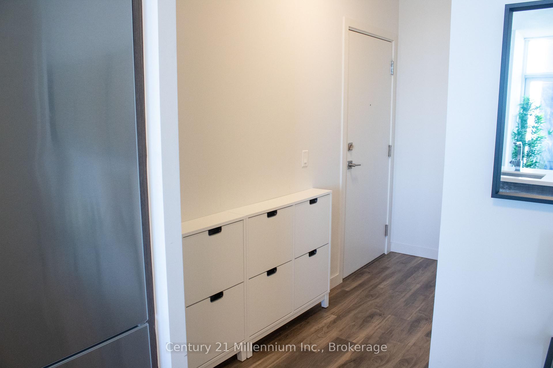 Photo 3 of Unit 1708, 2087 Fairview Street, Burlington, Freeman — HOMEH