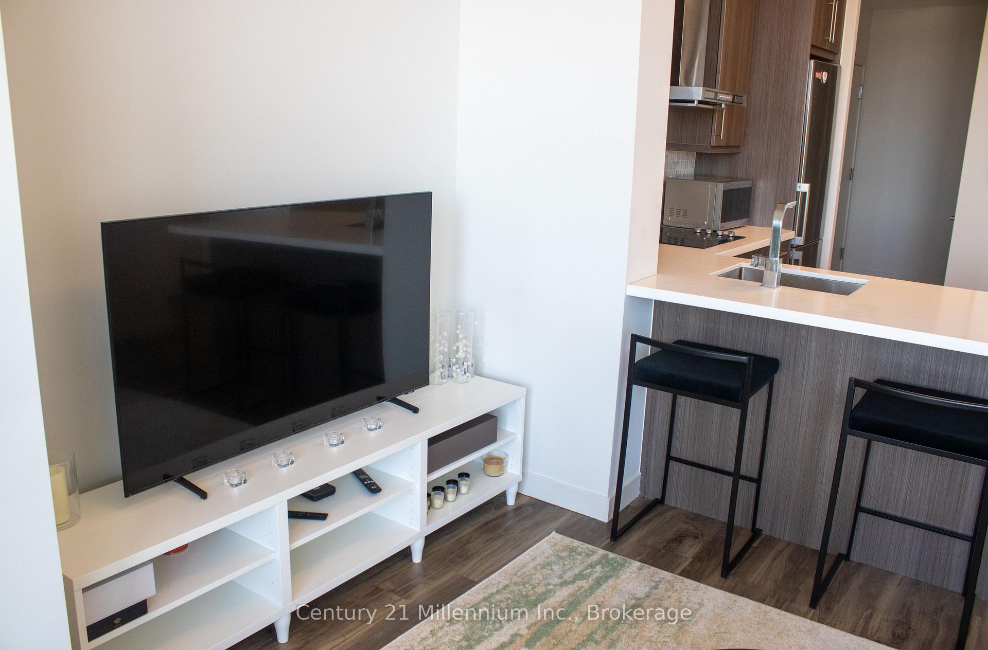 Photo 11 of Unit 1708, 2087 Fairview Street, Burlington, Freeman — HOMEH