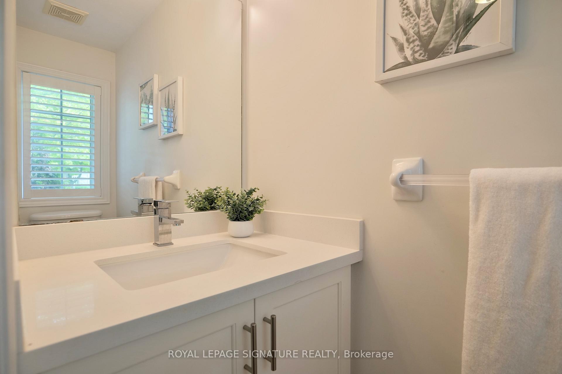 Photo 9 of Unit 48, 60 Cloverleaf Drive, Hamilton, Ancaster — HOMEH