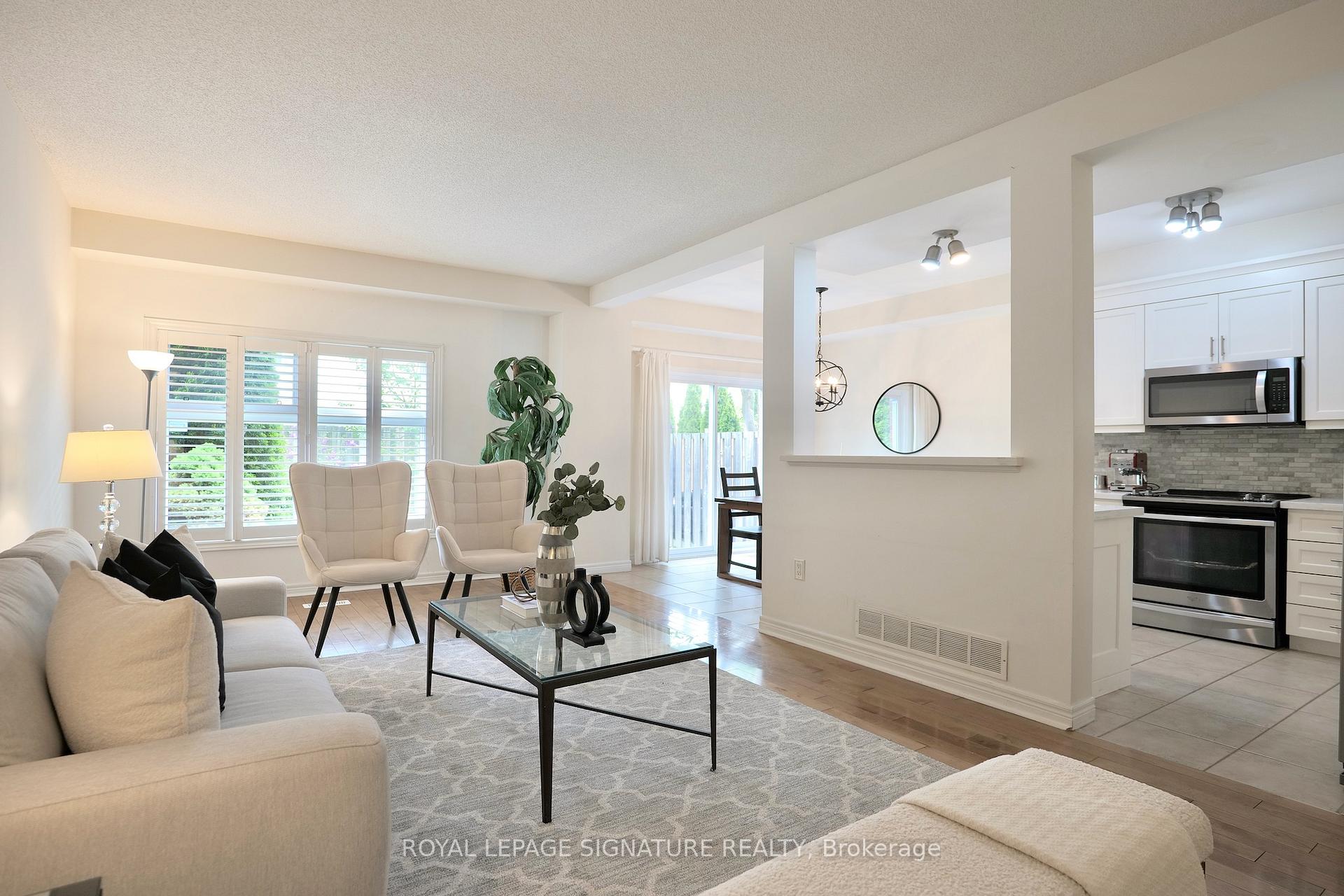 Photo 17 of Unit 48, 60 Cloverleaf Drive, Hamilton, Ancaster — HOMEH