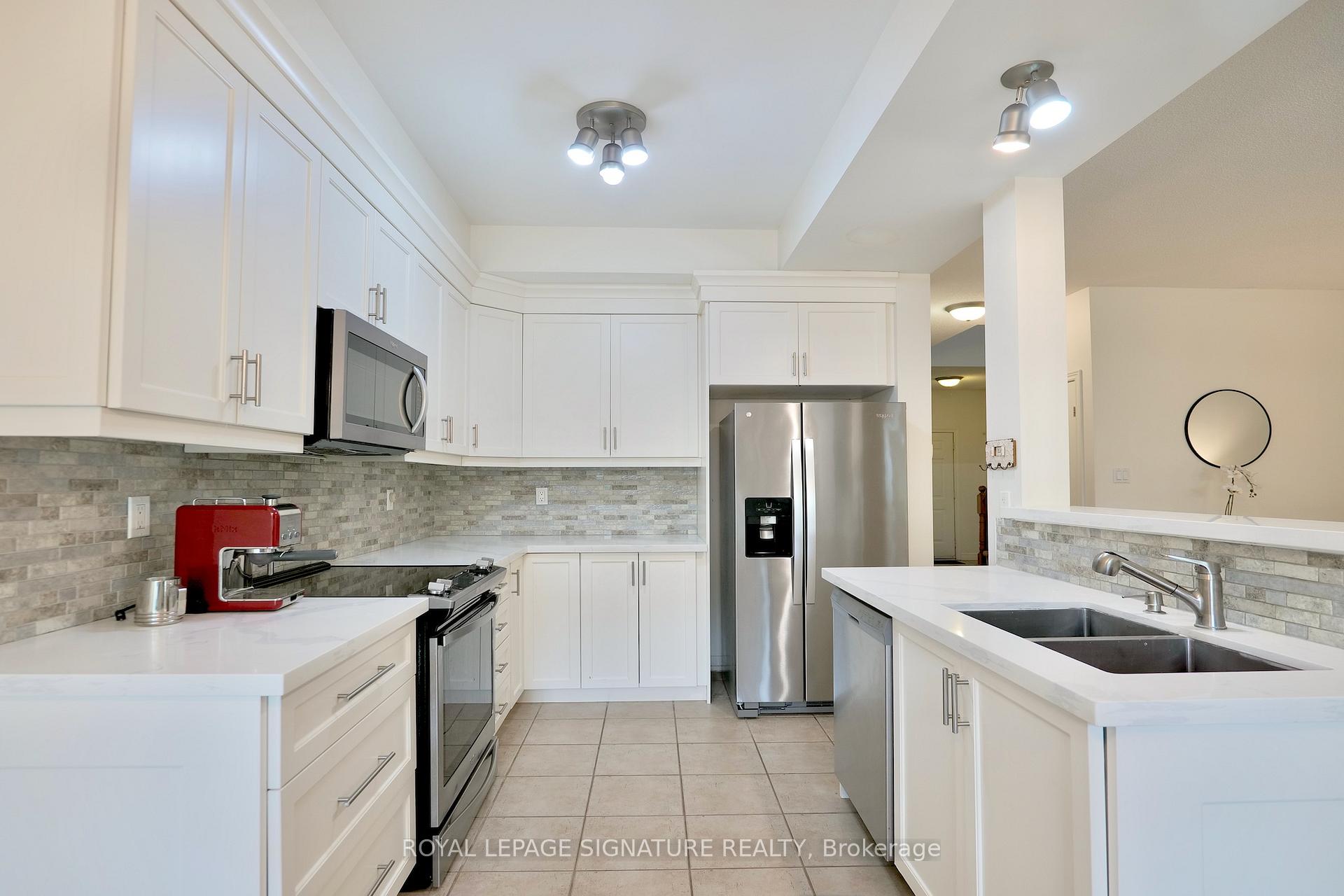 Photo 18 of Unit 48, 60 Cloverleaf Drive, Hamilton, Ancaster — HOMEH