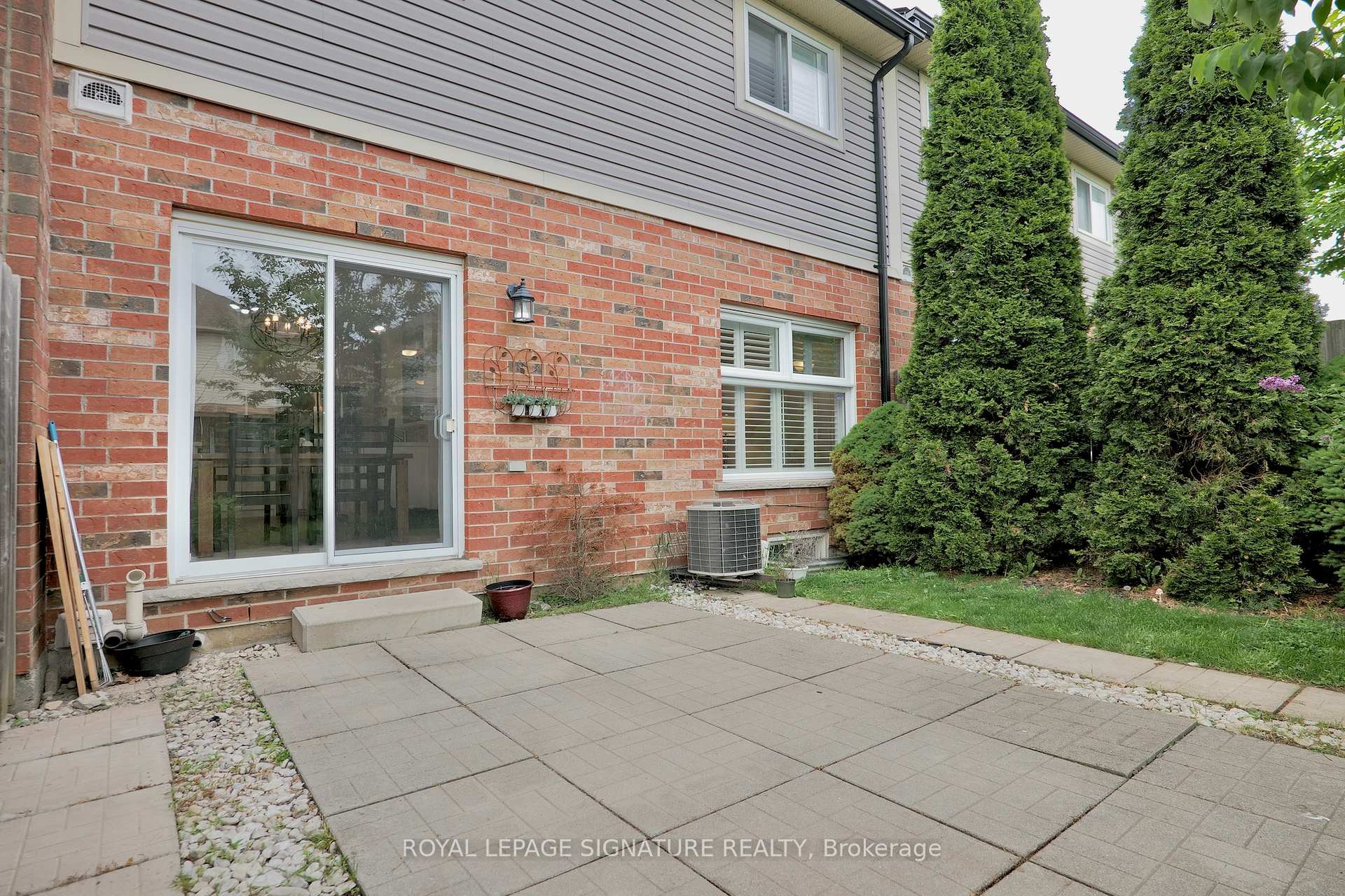 Photo 26 of Unit 48, 60 Cloverleaf Drive, Hamilton, Ancaster — HOMEH