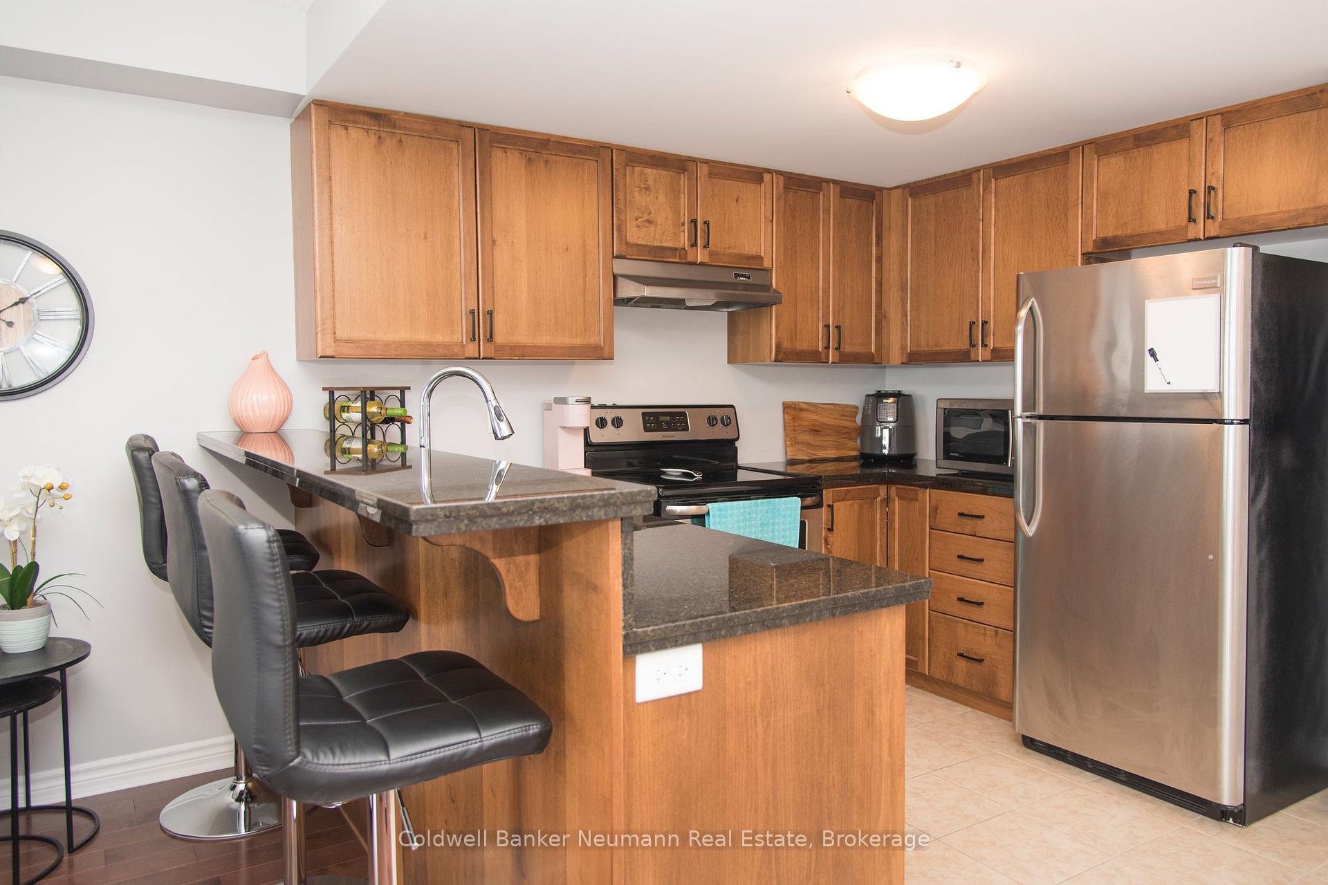 Photo 25 of Unit 401, 67 Kingsbury Square, Guelph, Pineridge/Westminster Woods — HOMEH