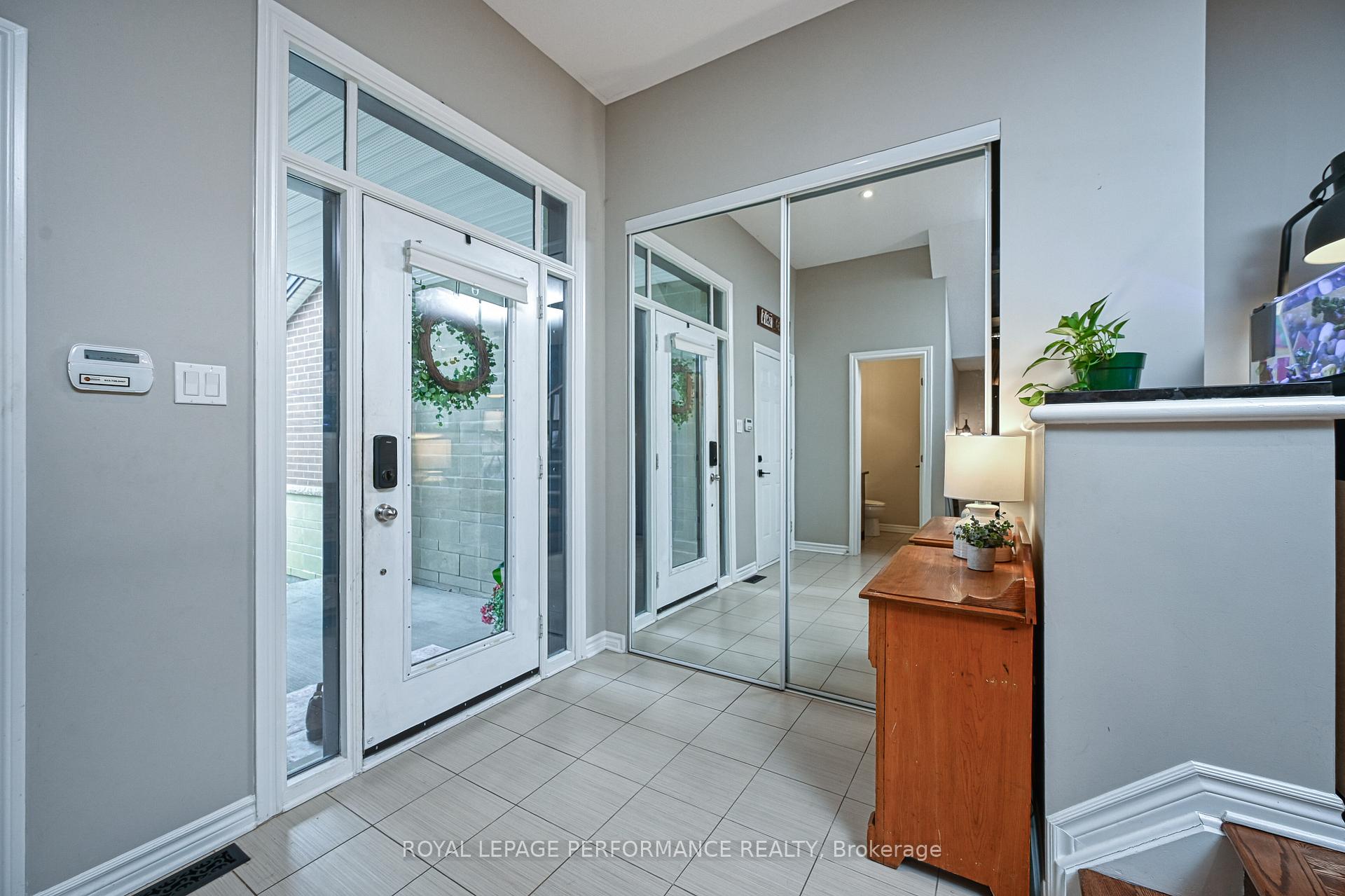 Photo 4 of 664 Whitecliffs Avenue, Ottawa, Riverside South — HOMEH