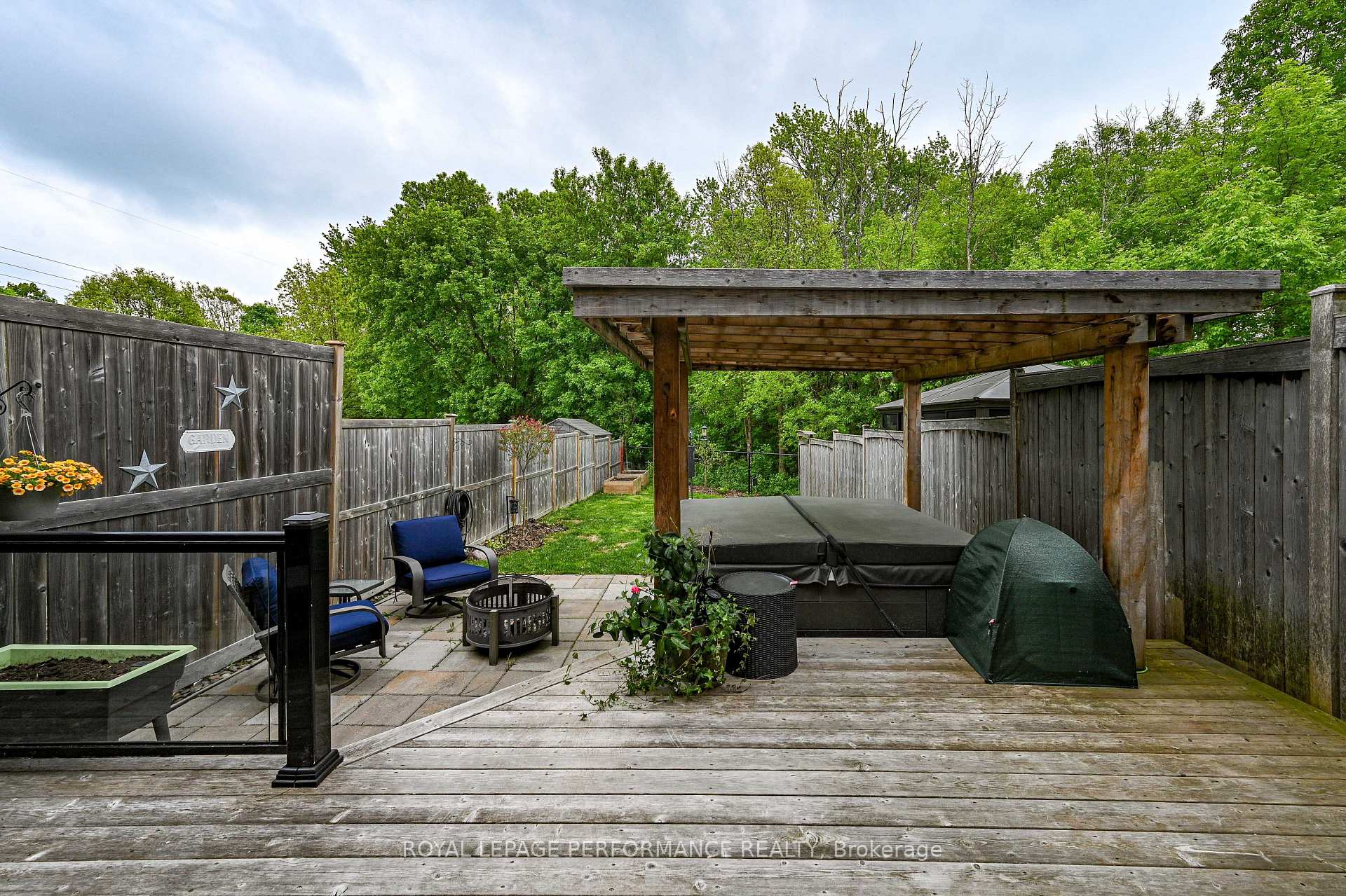 Photo 37 of 664 Whitecliffs Avenue, Ottawa, Riverside South — HOMEH