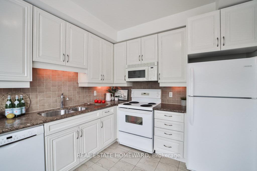 Photo 28 of Unit 313, 9 Boardwalk Drive, Toronto, The Beaches — HOMEH