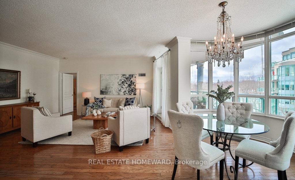 Photo 7 of Unit 313, 9 Boardwalk Drive, Toronto, The Beaches — HOMEH