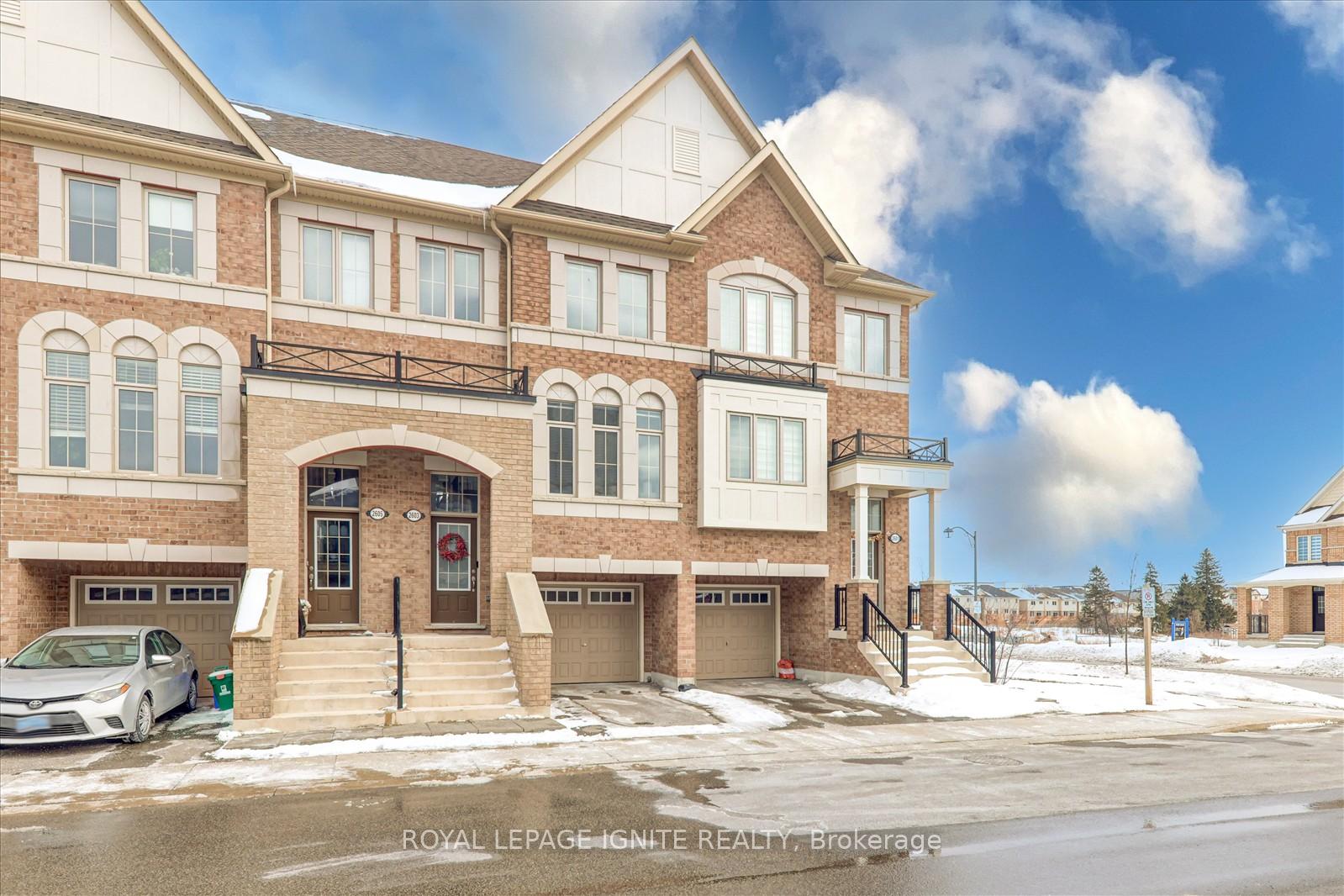 Photo 3 of Unit 2, 2603 Deputy Minister Path, Oshawa, Windfields — HOMEH