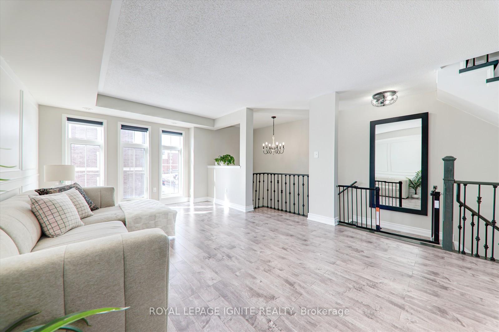 Photo 8 of Unit 2, 2603 Deputy Minister Path, Oshawa, Windfields — HOMEH