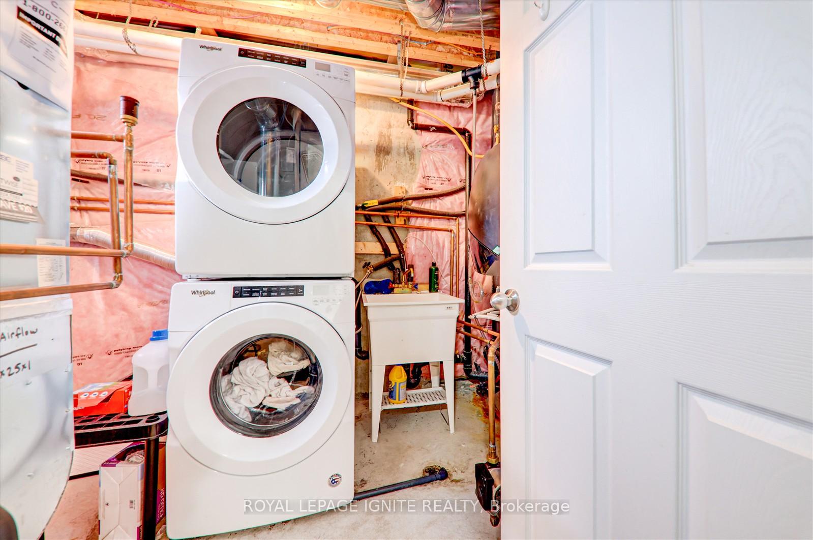 Photo 34 of Unit 2, 2603 Deputy Minister Path, Oshawa, Windfields — HOMEH