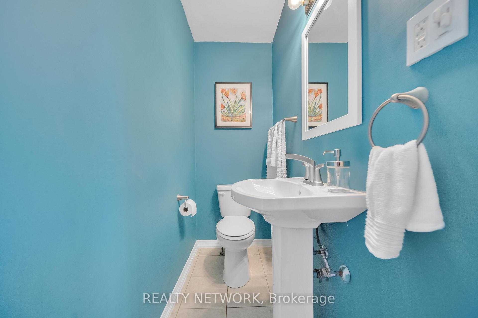 Photo 16 of 31 Woodman Drive S, Hamilton, Corman — HOMEH
