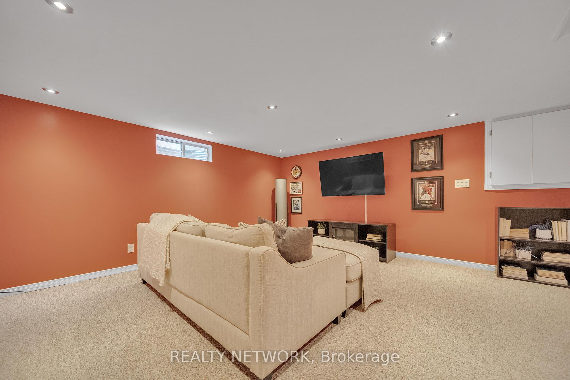 Photo 31 of 31 Woodman Drive S, Hamilton, Corman — HOMEH