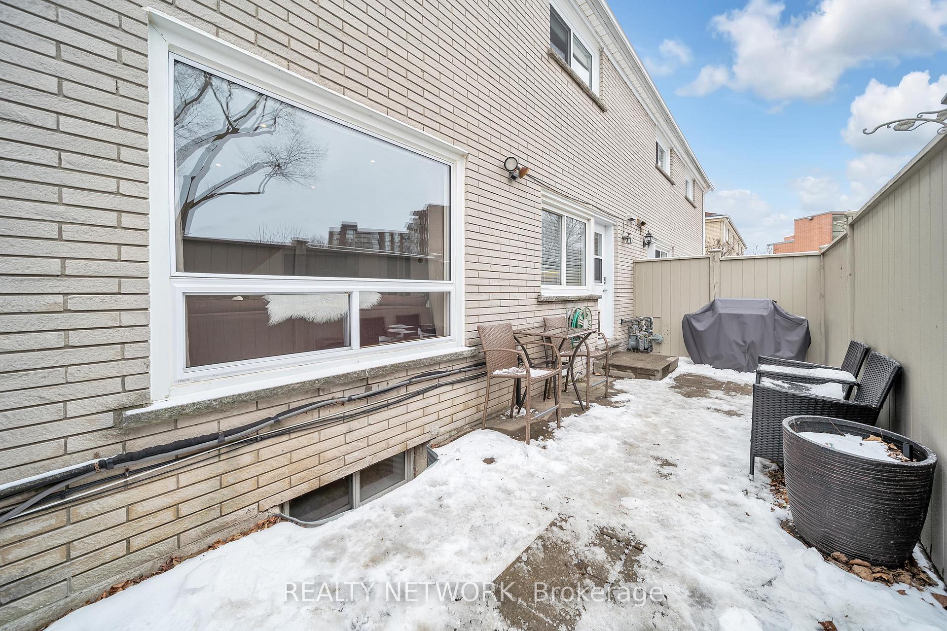 Photo 34 of 31 Woodman Drive S, Hamilton, Corman — HOMEH