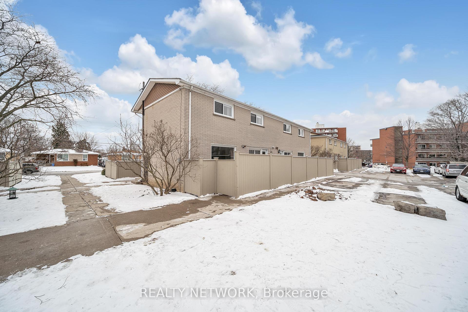 Photo 35 of 31 Woodman Drive S, Hamilton, Corman — HOMEH