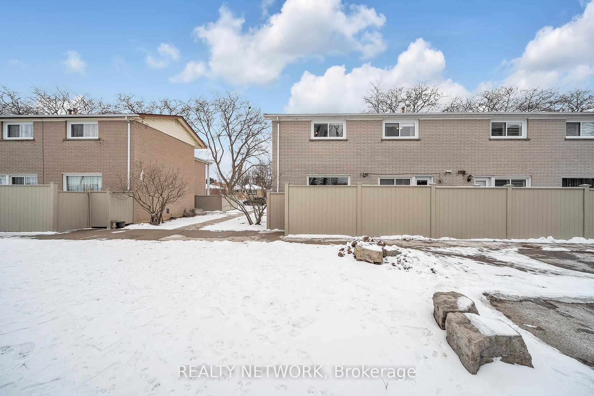 Photo 36 of 31 Woodman Drive S, Hamilton, Corman — HOMEH