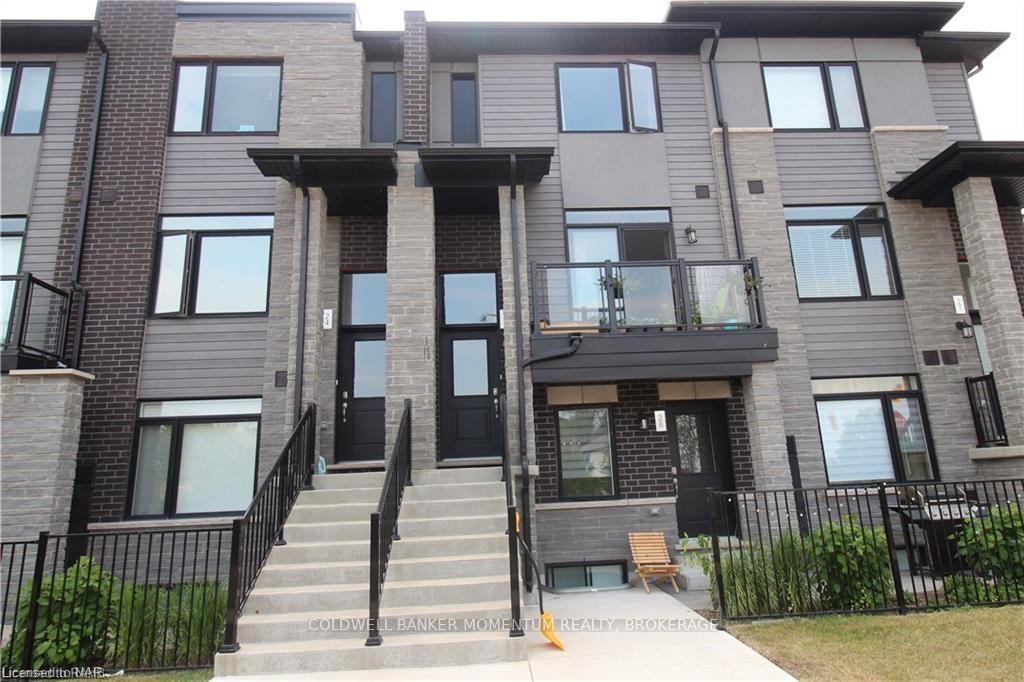 Photo 1 of Unit 25, 590 North Service Road, Hamilton, Lakeshore — HOMEH